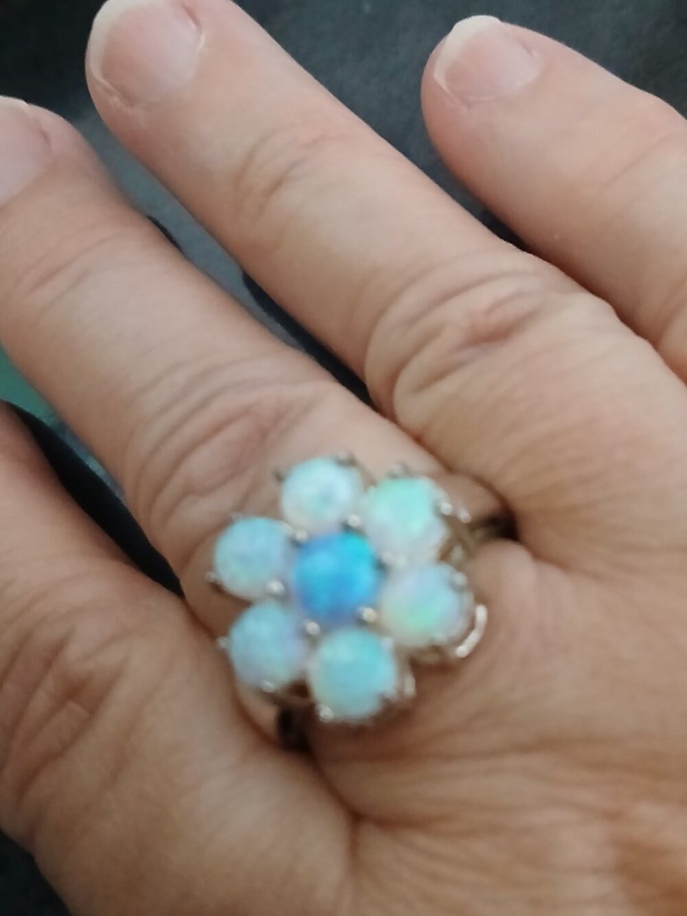Stunning and Unique Opal in 925 Silver, Size 8 Flower Ring - Picture 9 of 10